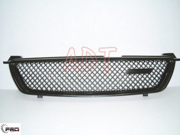 Grill Nissan N16